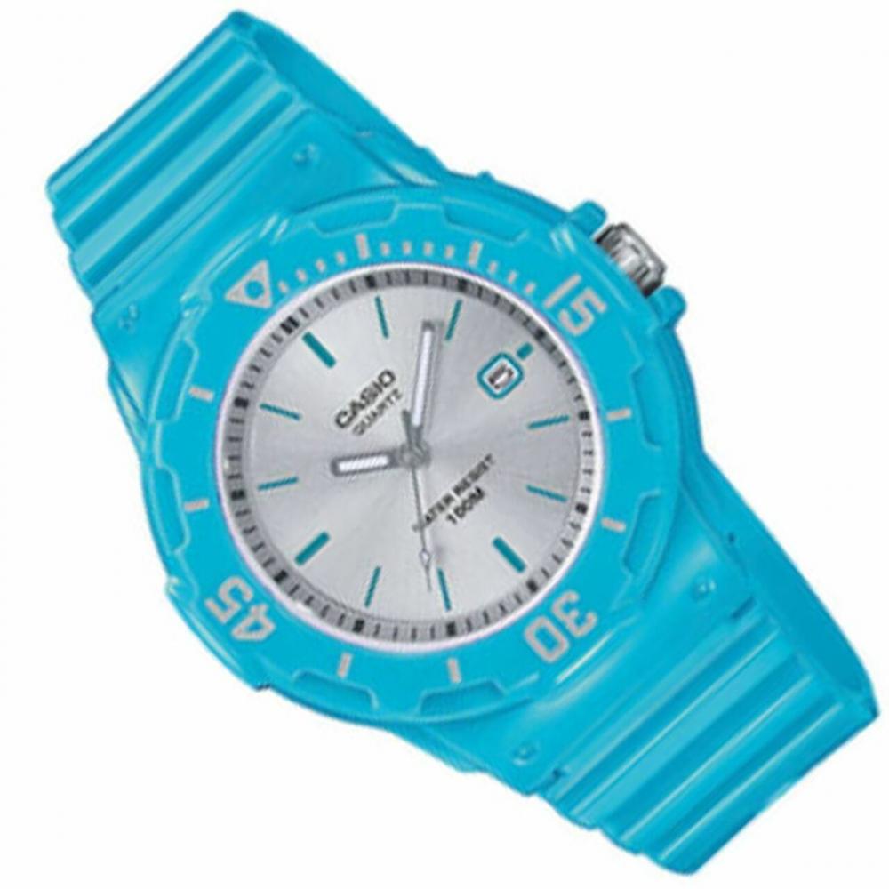 ساعة كاسيو بعقارب