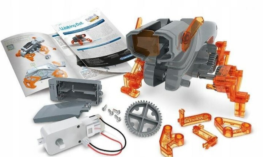 لعبة الروبوت المتحرك