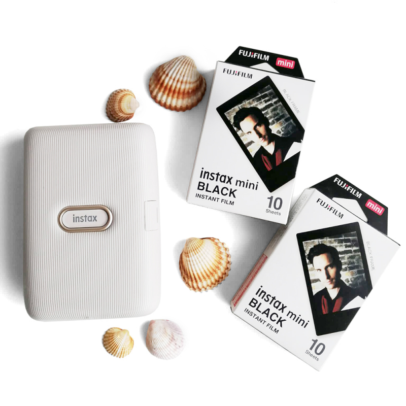 فوجي فيلم إنستاكس ميني فيلم إطار أسود