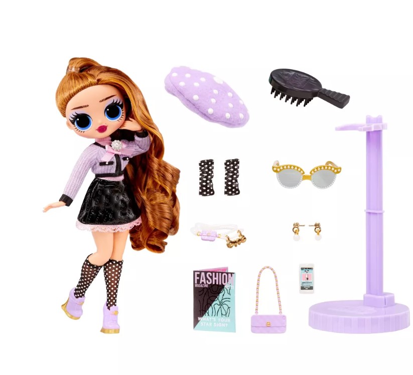 دمية ال او ال مع مفاجآت وإكسسوارات