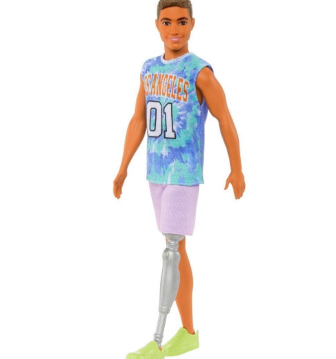 باربي فاشونيستا كين سبورتي