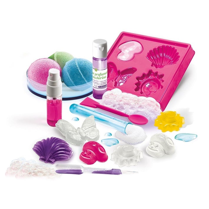 صابون وقنابل الاستحمام كليمنتوني