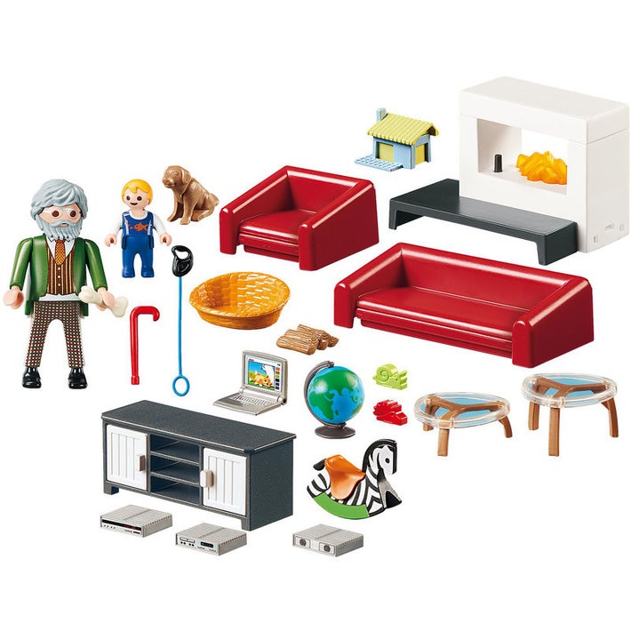 COMFORTABLE LIVING ROOM