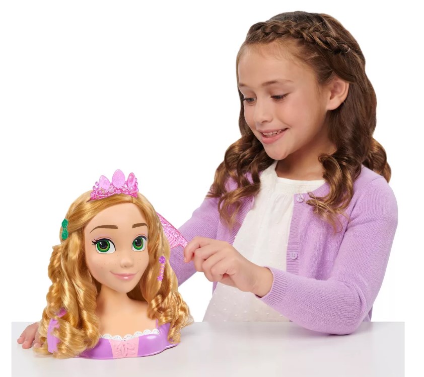 رأس تصفيف أميرات ديزني رابونزيل