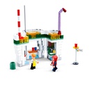 Sluban cut the corner of a juice bar