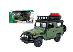 [79137] Green Toyota Land Cruiser